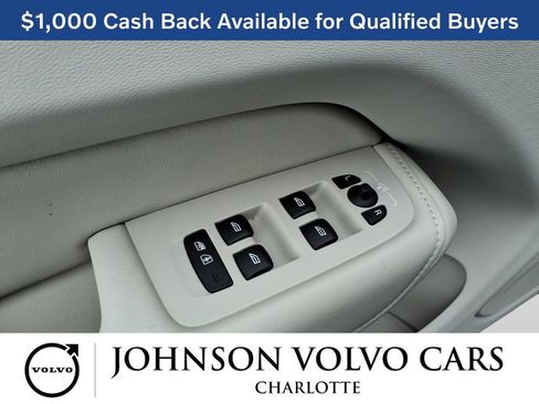 New 2026 Volvo XC60 B5 Ultra w/ Protection Package Premier image 11