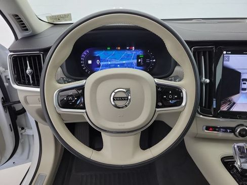 Used 2024 Volvo S90 T8 Ultimate AWD/4WD image 23