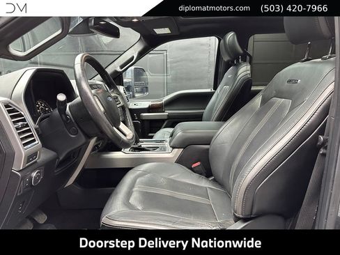 Used 2016 Ford F150 Platinum w/ Equipment Group 701A Luxury AWD/4WD image 16