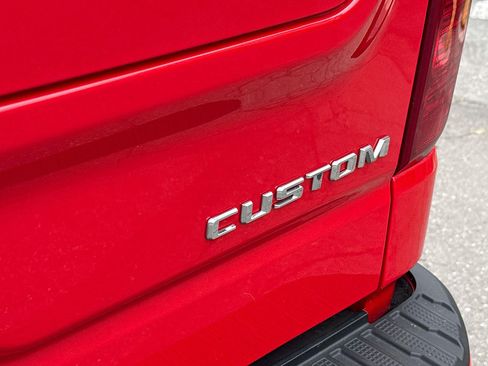 Used 2025 Chevrolet Silverado 1500 Custom RWD image 9