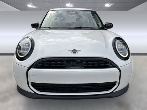 Certified 2025 MINI Cooper 2-Door Hardtop image 5