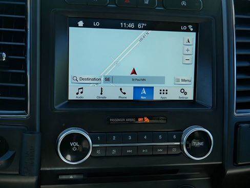 Used 2018 Ford Expedition Limited w/ Driver Assistance Package AWD/4WD image 23