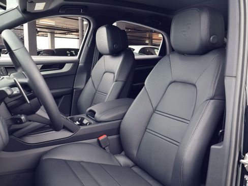 New 2026 Porsche Cayenne S AWD/4WD image 5