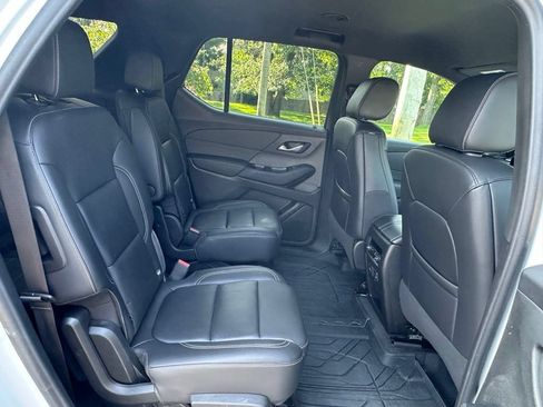 Used 2023 Chevrolet Traverse LT w/ LT Premium Package AWD/4WD image 28