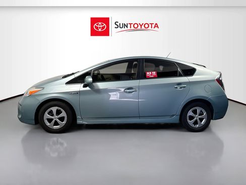 Used 2015 Toyota Prius Two image 7
