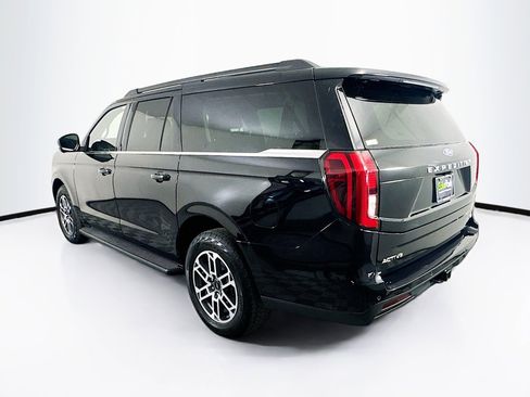 Used 2025 Ford Expedition Max Active AWD/4WD image 5