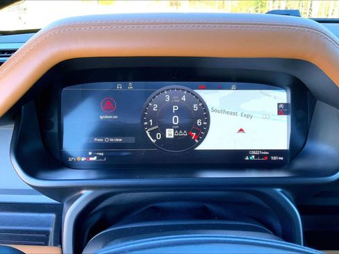 Used 2021 Land Rover Defender 90 X image 24