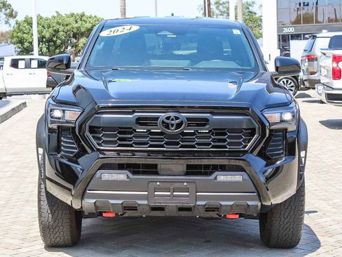 Certified 2024 Toyota Tacoma TRD Off-Road AWD/4WD image 2