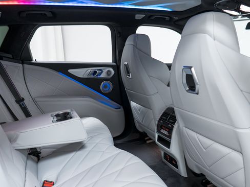 New 2026 BMW XM Label Red image 31