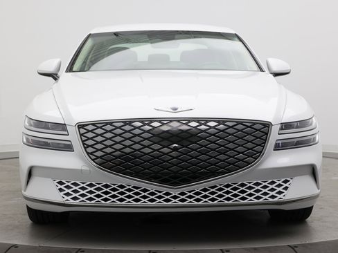 Used 2023 Genesis Electrified G80 AWD/4WD image 2