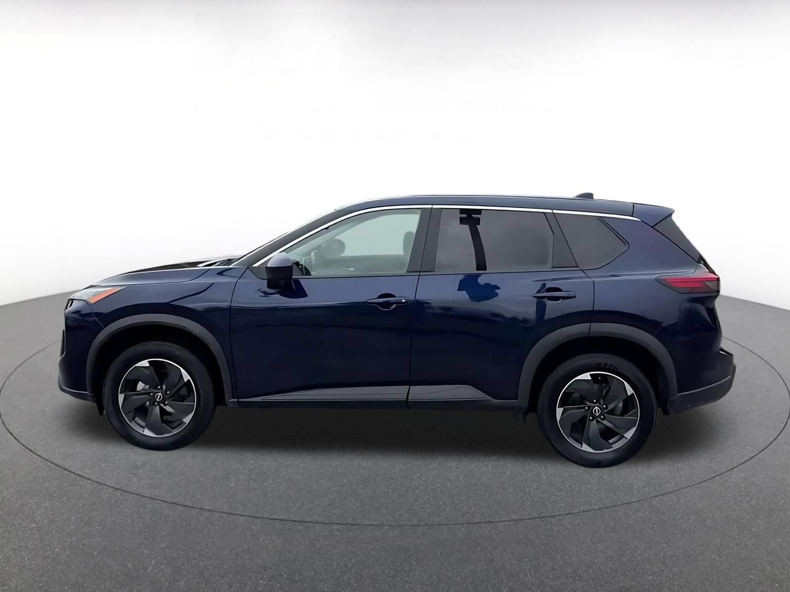 Used 2025 Nissan Rogue SV AWD/4WD image 8