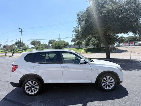 Used 2016 BMW X3 sDrive28i RWD image 4