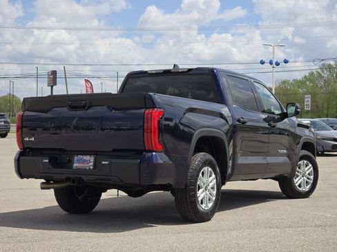 Used 2022 Toyota Tundra SR5 w/ SR5 Convenience Package image 15