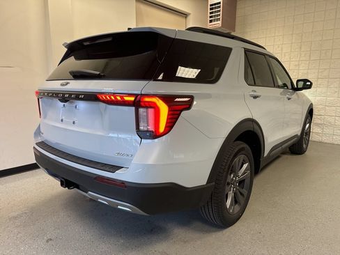 New 2026 Ford Explorer Active w/ Active Comfort Package AWD/4WD image 20