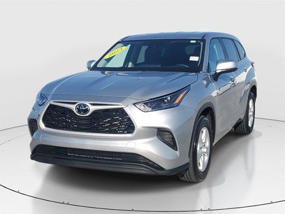 Used 2023 Toyota Highlander L