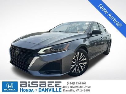 Used 2025 Nissan Altima 2.5 SV