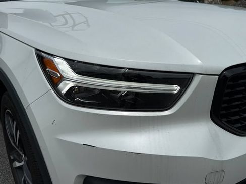 Used 2019 Volvo XC40 T5 R-Design AWD/4WD image 10