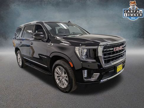 Used 2023 GMC Yukon SLT w/ SLT Luxury Package AWD/4WD image 3