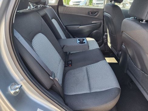 Used 2019 Hyundai Kona SE AWD/4WD image 28