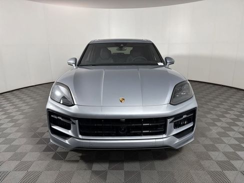 New 2025 Porsche Cayenne GTS image 10