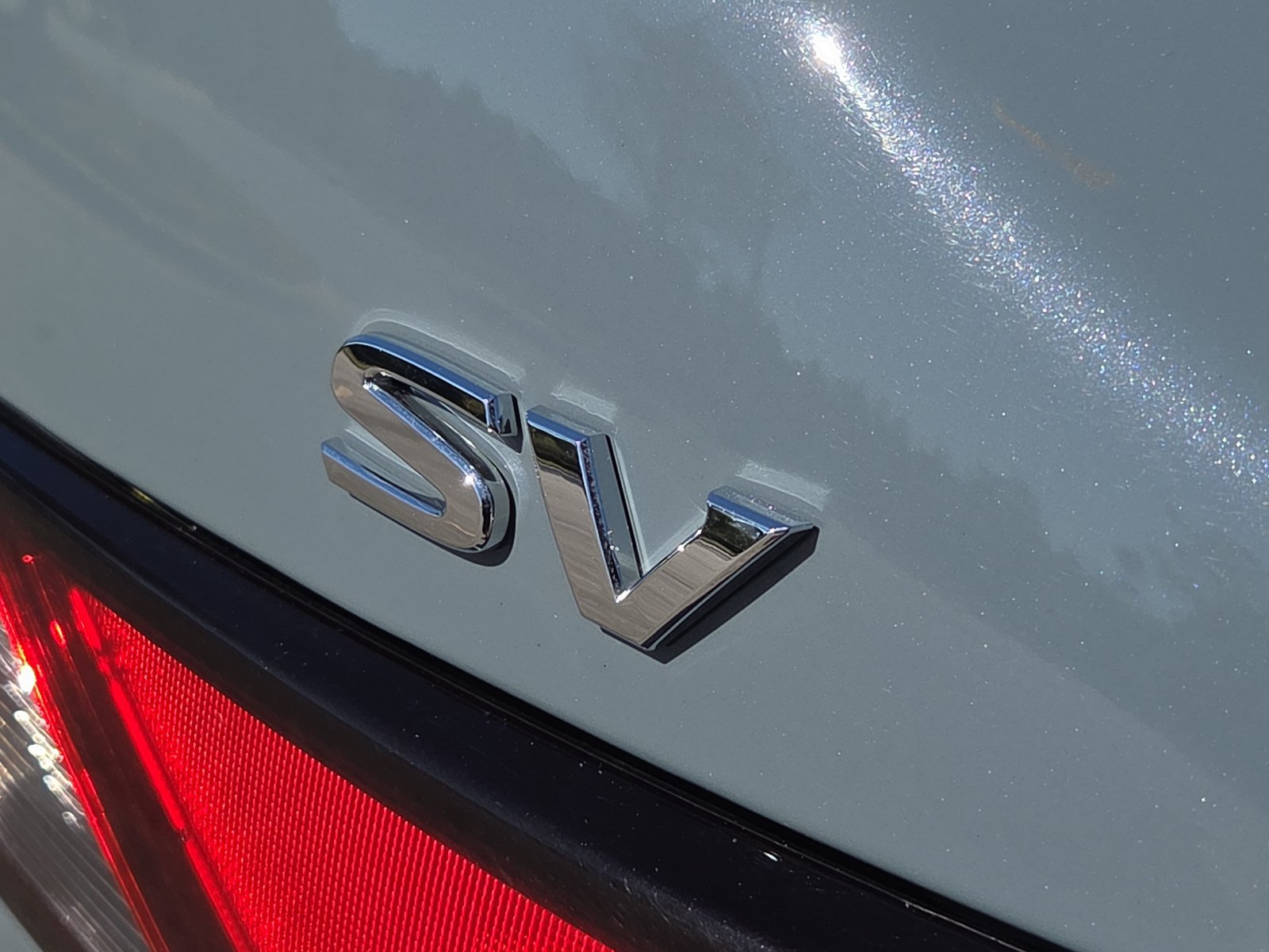 Used 2024 Nissan Sentra SV FWD image 8