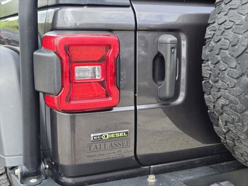 Certified 2021 Jeep Wrangler Unlimited Rubicon AWD/4WD image 8