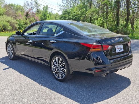 Used 2024 Nissan Altima 2.5 SL AWD/4WD image 4