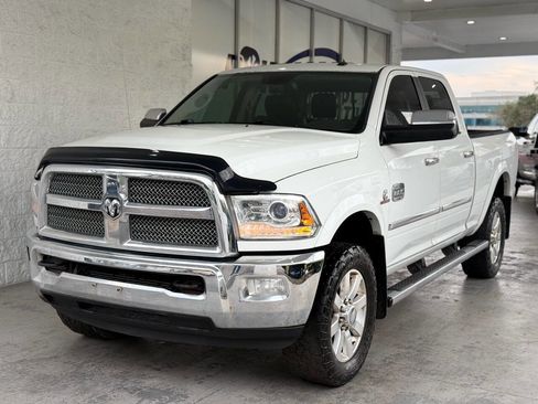 Used 2014 RAM 2500 Longhorn image 2
