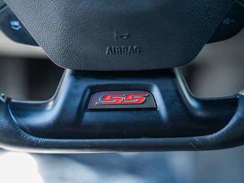 Used 2018 Chevrolet Camaro SS RWD image 30