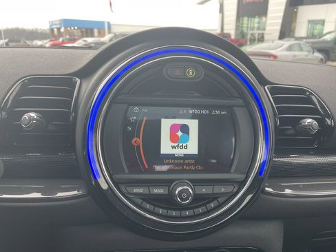 Used 2019 MINI Cooper Clubman S image 21