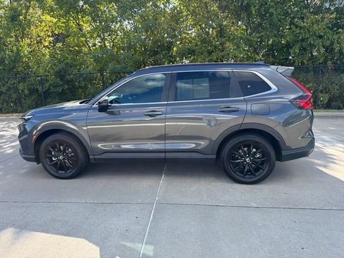 Used 2025 Honda CR-V Sport-L image 2