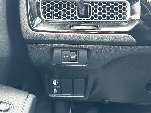 Used 2024 Honda Civic Sport image 32