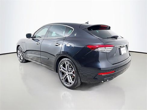 Used 2023 Maserati Levante GT image 7