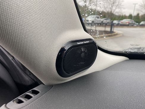 Certified 2024 MINI Cooper SE image 21