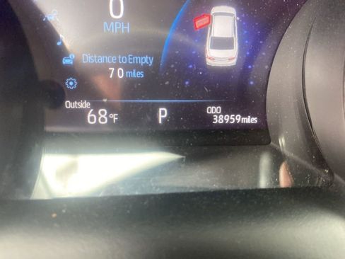 Used 2022 Toyota Camry XSE FWD image 11