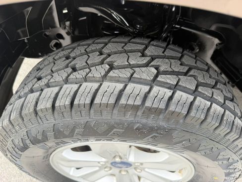 Used 2019 Ford F150 XL w/ Equipment Group 101A Mid AWD/4WD image 13