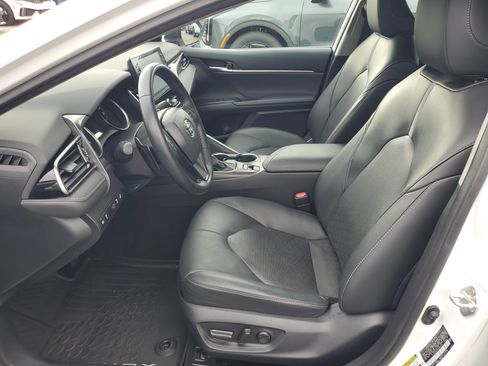Used 2023 Toyota Camry XSE image 21