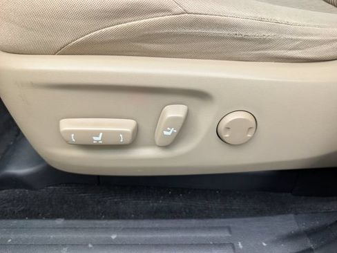 Used 2015 Toyota 4Runner SR5 RWD image 16