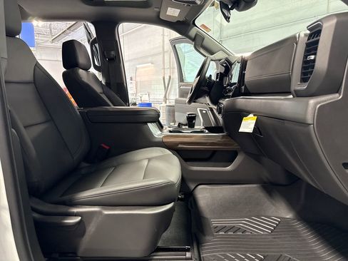 New 2026 Chevrolet Silverado 1500 LT Trail Boss w/ LT Trail Boss Premium Package AWD/4WD image 32
