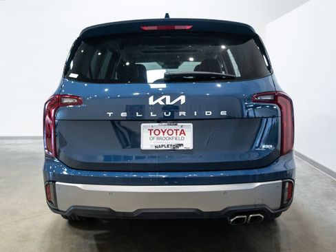 Used 2025 Kia Telluride S image 8