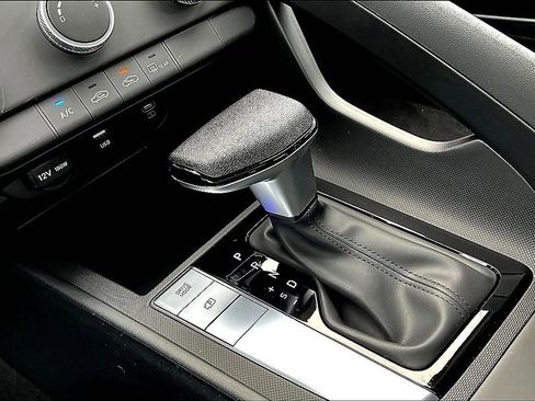 New 2026 Hyundai Elantra SE FWD image 34