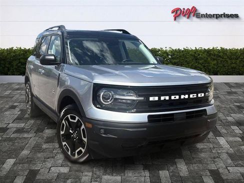 Used 2023 Ford Bronco Sport Outer Banks w/ Tech Package AWD/4WD image 5