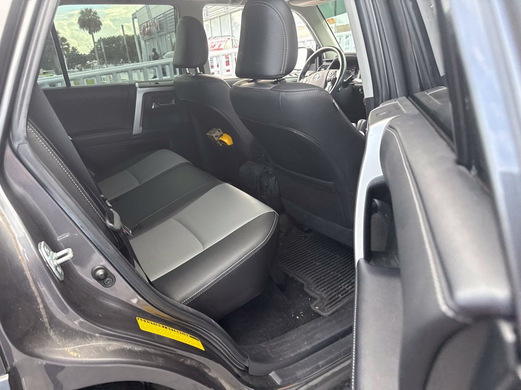 Used 2022 Toyota 4Runner SR5 Premium w/ Moonroof Package RWD image 10