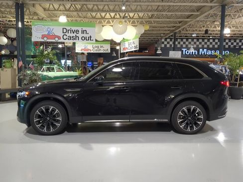 Used 2024 MAZDA CX-90 Plug-In Hybrid w/ Premium Plus AWD/4WD image 11