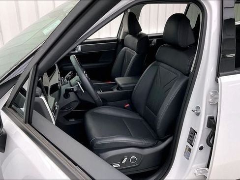 Certified 2026 Hyundai Santa Fe SEL AWD/4WD image 8