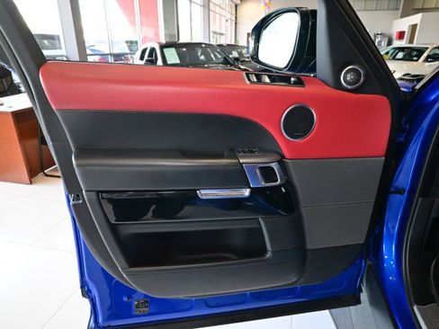 Used 2020 Land Rover Range Rover Sport HSE Dynamic AWD/4WD image 16