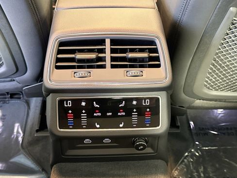 Used 2023 Audi A6 Premium Plus w/ Premium Plus Package AWD/4WD image 24