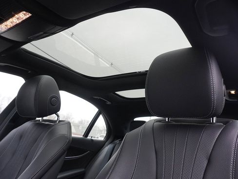 Used 2022 Mercedes-Benz E 450 4MATIC Sedan image 24