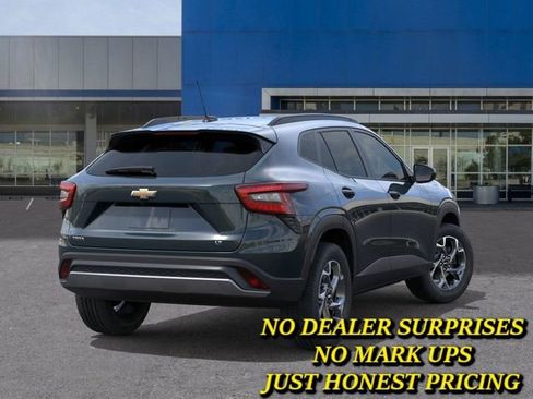 New 2026 Chevrolet Trax LT w/ Driver Confidence Package image 4