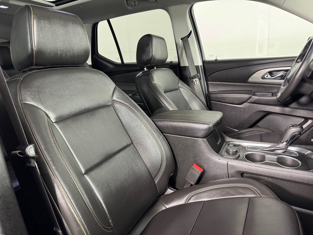 Used 2019 Chevrolet Traverse LT w/ LT Premium Package FWD image 30